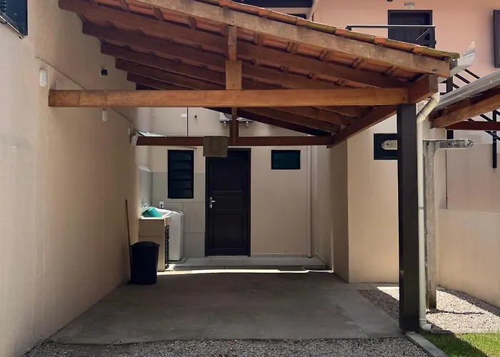 Casa Na Praia Frente Mar 01