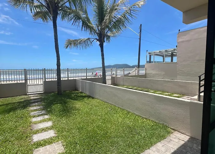 Casa Na Praia Frente Mar 01